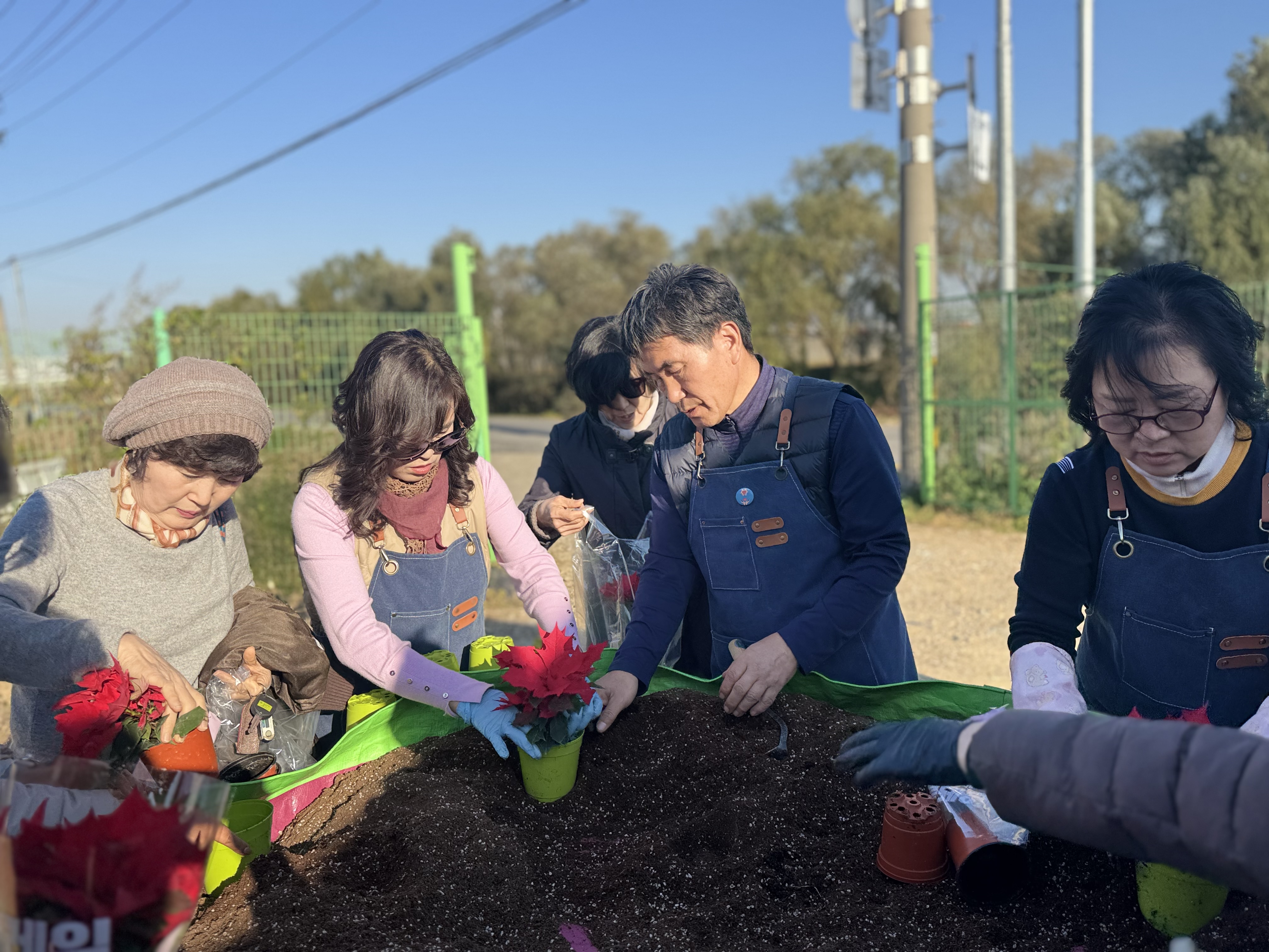 [자원봉사기자단] 가드너들이 만든 하루, 작은 정원이 시민을 만났다