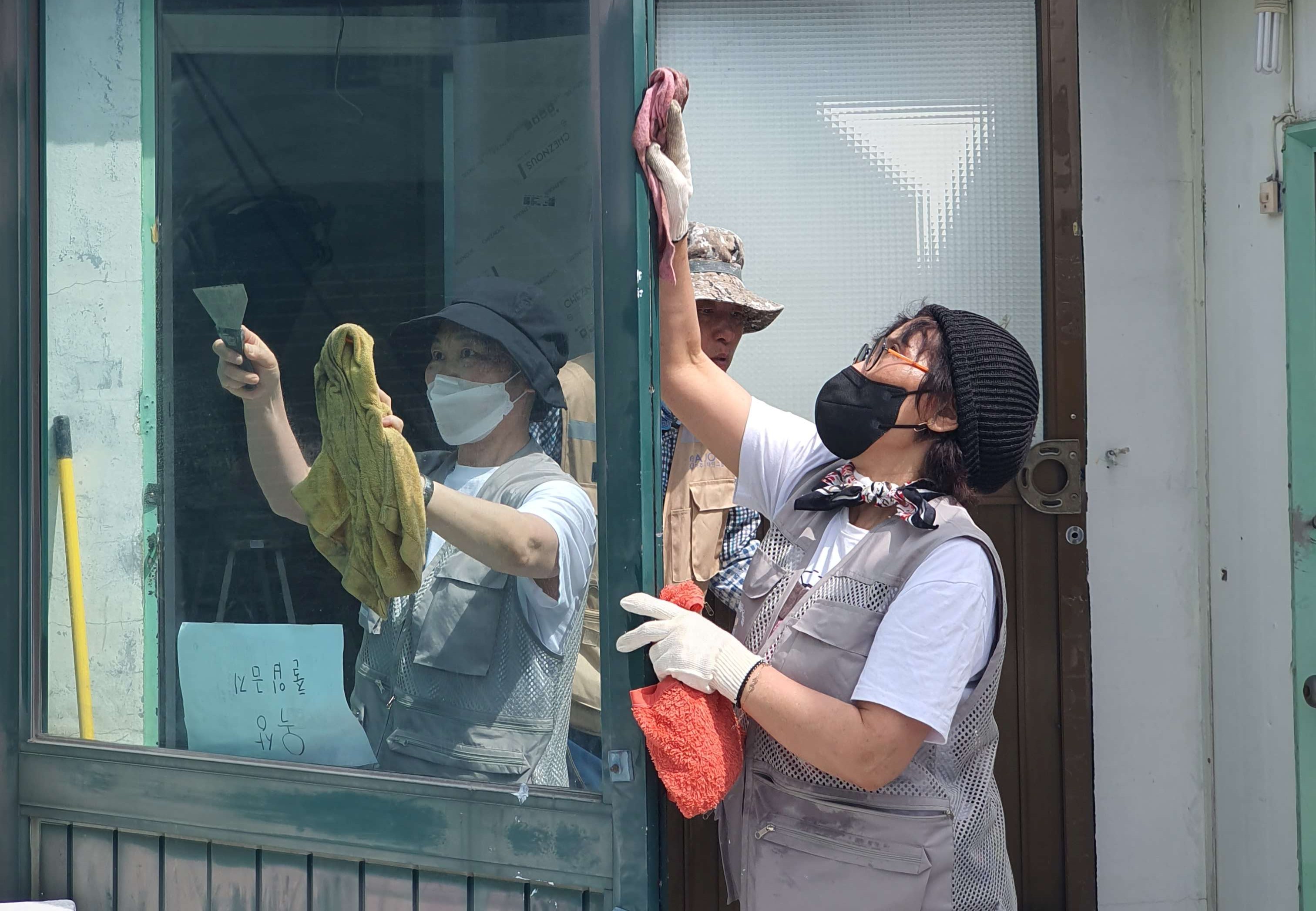 [자원봉사기자단] 사랑나눔봉사단, 열린고색지역아동센터에서 집수리 봉사 펼쳐