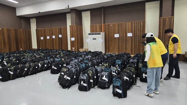 [자원봉사기자단] <br> 노숙인 800명과 함께한 연대의 축제, 사랑과 희망으로 피어난 하루